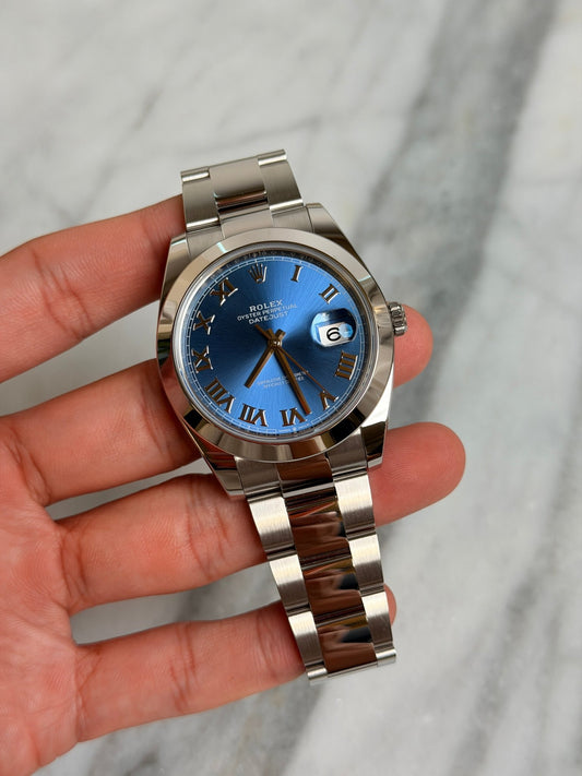 Rolex 2026 126300 Oyster Blue Roman Like New Complete 14664