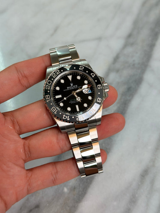 Rolex 2026 126710GRNR Oyster Bruce Wayne New Complete 14259